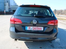 VOLKSWAGEN Passat Variant Trendline - Nr.: 575