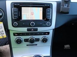 VOLKSWAGEN Passat Variant Trendline - Nr.: 575