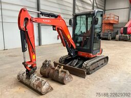 Kubota U 27-4