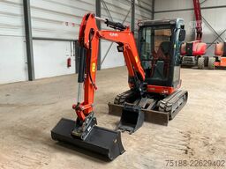 Kubota U 27-4