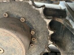 Kubota U 27-4