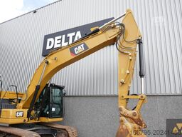 Caterpillar 320