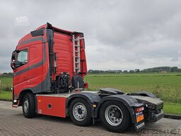 VOLVO FH 460 6X2 XENON SKIRTS
