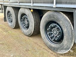 Schmitz Cargobull Curtainsider Standard Getränke
