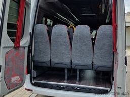 MERCEDES-BENZ 515 Sprinter 22 Schlafsessel Lagerfahrzeug Stock
