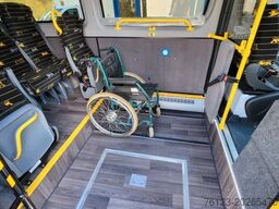 MERCEDES-BENZ 2 x Vorlauffahrzeug Bürgerbus Niederflur 9 Sitze