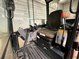 Kubota KX 018-4 powertilt