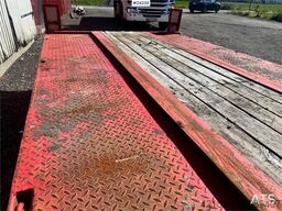 Forss-Parator Machine Trailer with Hydraulic Ramps