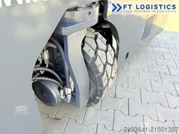 Combilift C3000GST GAS TRIPLEX 8300 FREE LIFT TOP1