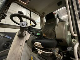 Takeuchi TB 295 W powertilt