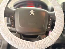 PEUGEOT Boxer 333 L1H2 KURZ*KLIMA*R.CAM*TEMPOMAT*St.HEIZ