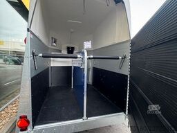 HUMBAUR XANTHOS Aero NEU 2 Pferdehänger ALU SK DS 2,4t