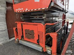 SkyJack SJ9250 scissor lift