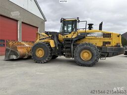 Komatsu WA500-7 wheel loader with a bucket