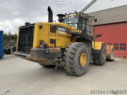 Komatsu WA500-7 wheel loader with a bucket