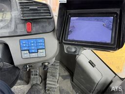 Komatsu WA500-7 wheel loader with a bucket