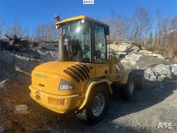 Volvo L35B wheel loader w/ bucket, pallet forks and new