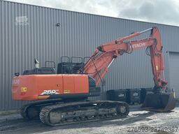 Hitachi ZX250LC-6