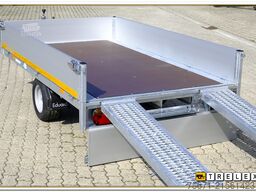 Eduard AZ 2615 Allzweck-Hochlader mit Rampen