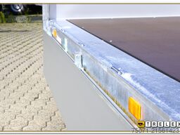 Eduard AZ 2615 Allzweck-Hochlader mit Rampen