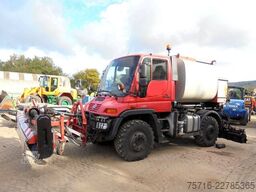 Mercedes-Benz Unimog U 400 mit Spritzmaschine Schäfer