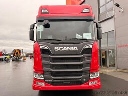 Scania R590 6x4 Kurzholz Kran und Schemel nach Wahl