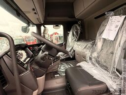 Scania R590 6x4 Kurzholz Kran und Schemel nach Wahl