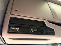 Scania R590 6x4 Kurzholz Kran und Schemel nach Wahl