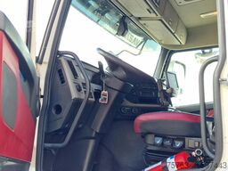 Volvo FM 330 4x2 - Carrier Supra 1250 MT - Loadlift -...