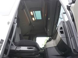 MAN TGX 26.470 6x2-4 / 30 tho. km!!! / Atlas