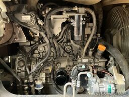 Hitachi ZX 65 USB-6 CLP