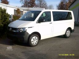 VOLKSWAGEN T6.1  9-Sitzer-Stoff   1. Hand Navi / Klima