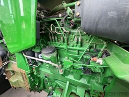 John Deere 8295 R / kein AdBlue / Rückfahreinrichtung