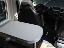 Carado Camper Van CV600 AT8G+TV+Combi4D+Doppel RFK