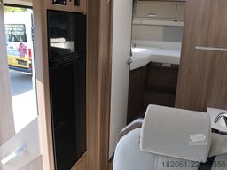 Carado T 447 AT8G+TV+Thule+DoppelRFK+Hubbett