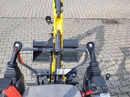 New Holland E12D