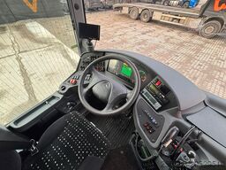 Mercedes-Benz Integro M 4x2 49 SEATS / AC / WC / WHEELCHAIR LIFT