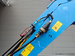 Fuchs MHL 350 S5 FQC Oil Quick Coupler