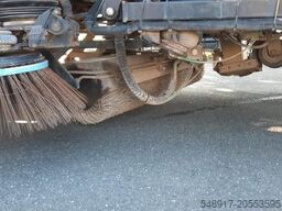 Mercedes-Benz 1824 Axor 1-Hand