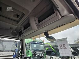 Volvo FL240 4x2 Ladeborwand