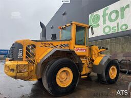 Volvo L120E wheel loader with bucket. Delivered certifie