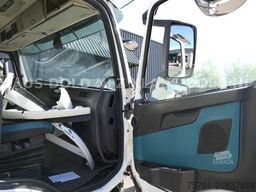 VOLVO FM 460 Kühlkoffer Unfall Getriebeschaden