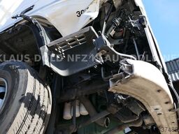 VOLVO FM 460 Kühlkoffer Unfall Getriebeschaden