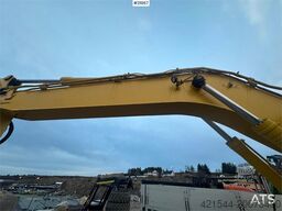 Komatsu PC240LC-8 Crawler Excavator w/ Digger Bucket.