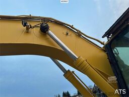 Komatsu PC240LC-8 Crawler Excavator w/ Digger Bucket.