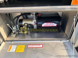 Renault D 14T Machine transporter NIEUW