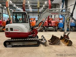 Takeuchi TB250-2