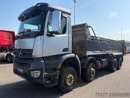 Mercedes-Benz Actros 3240 Arocs 8X4, 12 m3 RHD,Edbro Dumper f...
