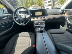 MERCEDES-BENZ E 220d T Automatik 143kw * LED * Navi * Kamera