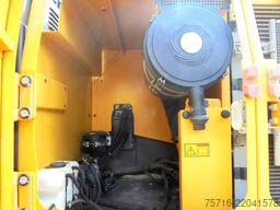 Volvo EW 180 C